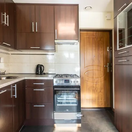 Comfort By Bookinghost *